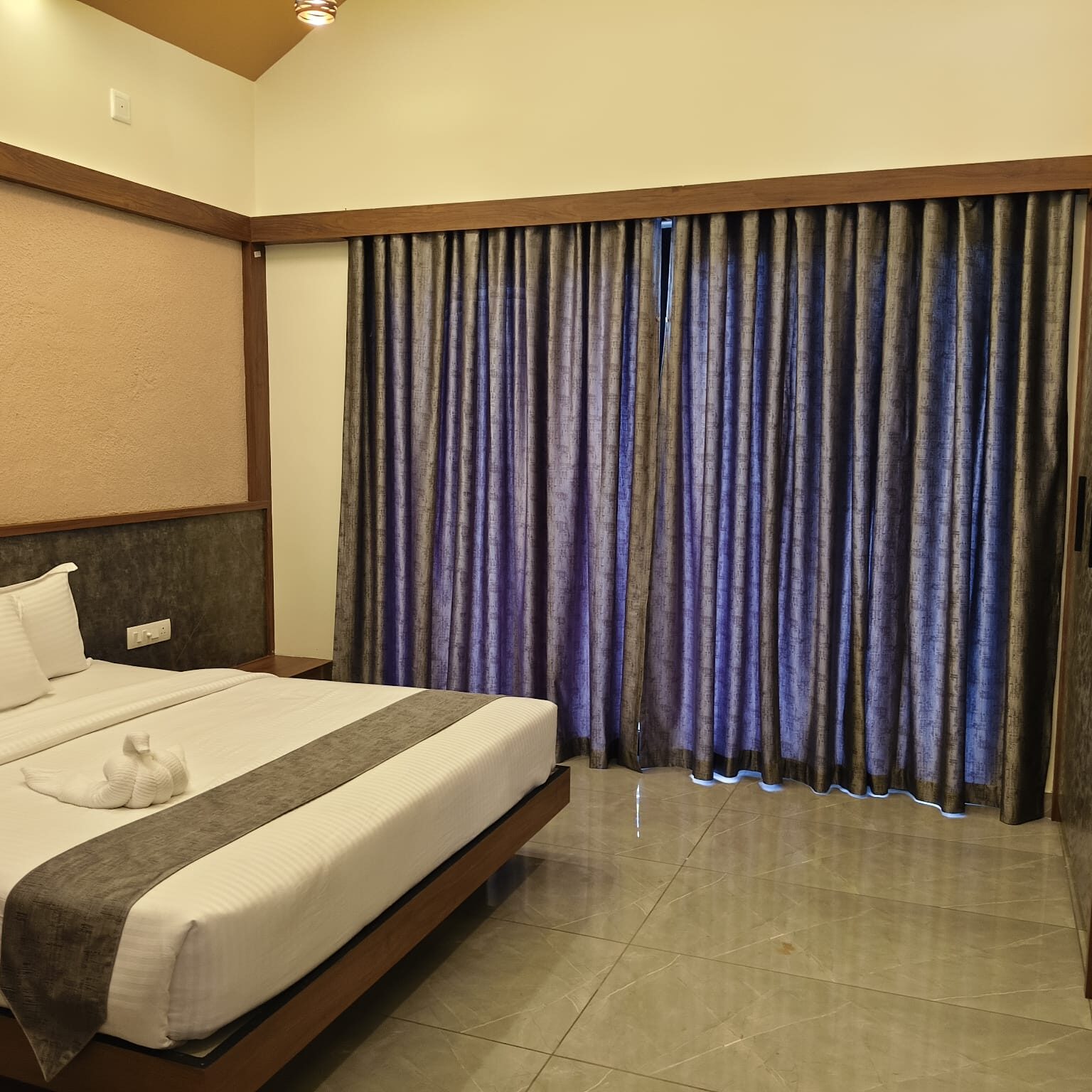Classic Cottage interior at eLtha Resort